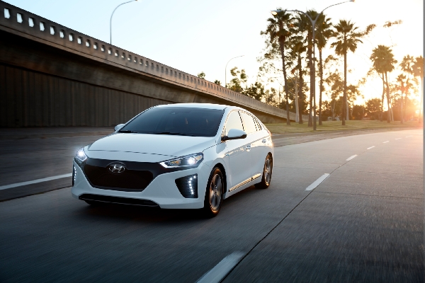 Hyundai IONIQ lidera las ventas de autos eléctricos nuevos en el país