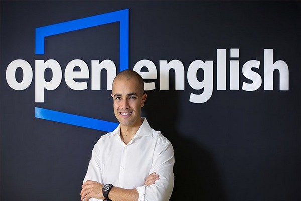 Open English impulsa la meta de bilingüismo de Costa Rica, con  una metodología innovadora, basada en IA y clases en vivo