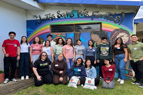 140 jóvenes se capacitan en Jornada de Salud Mental +Conexión