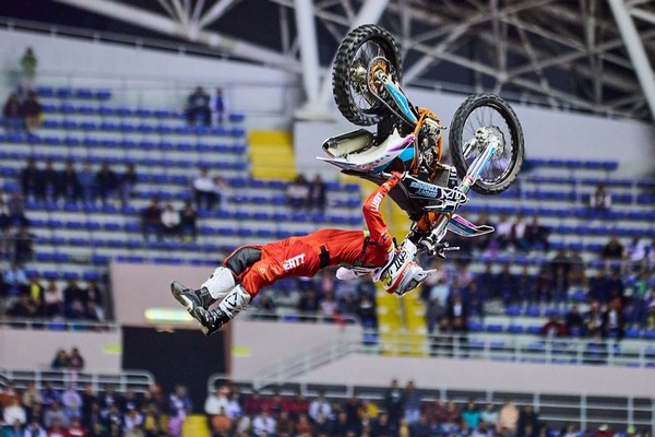 Dany “El Pajarito” Torres regresa a X-Knights y a la lucha por la Copa del Mundo FIM