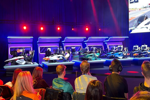 Lenovo impulsa el Campeonato Mundial de Sim Racing de Fórmula 1® 2026