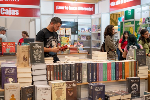 PREMIOS NACIONALES, POETAS, NOVELISTAS Y REFERENTES DE LA LITERATURA GUATEMALTECA LLEGARÁN A LA FILCR 2026