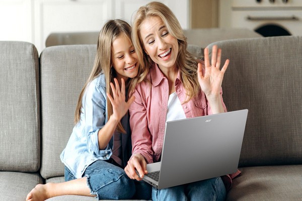 El regalo perfecto para mamá: tecnología para acompañarla todos los días
