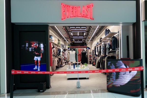 ENTRENA PARA LA VIDA EN LA NUEVA TIENDA EVERLAST EN MULTIPLAZA ESCAZÚ